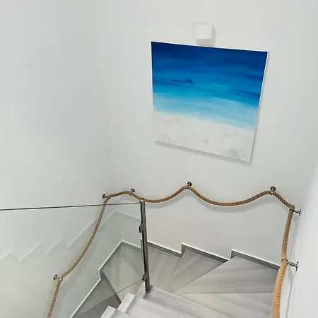 The Villa, Perigiali - Luxury Beachfront 빌라 니드리