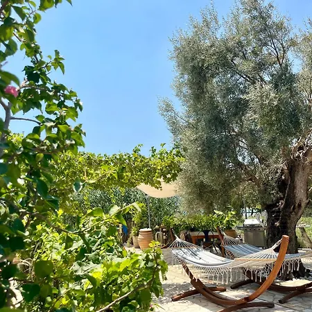 빌라 The Villa, Perigiali - Luxury Beachfront *