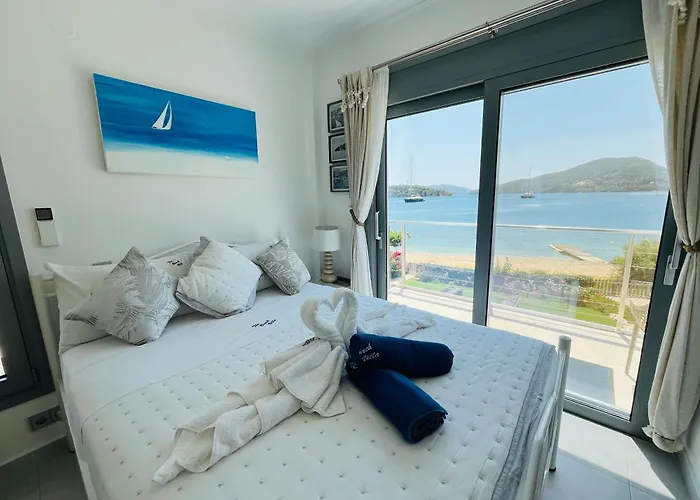 The Villa, Perigiali - Luxury Beachfront