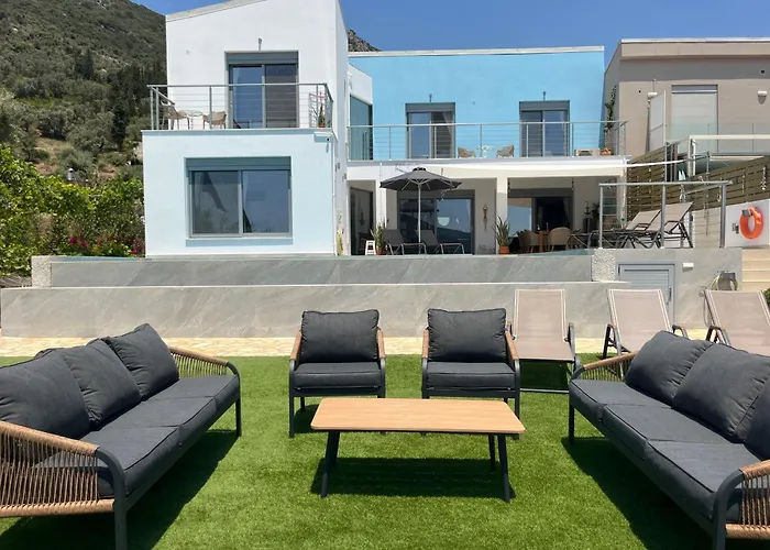 The Villa, Perigiali - Luxury Beachfront