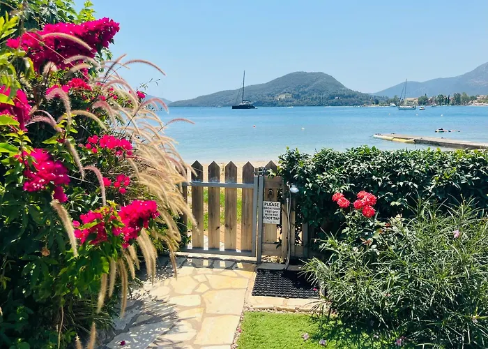 The Villa, Perigiali - Luxury Beachfront * ニドリ