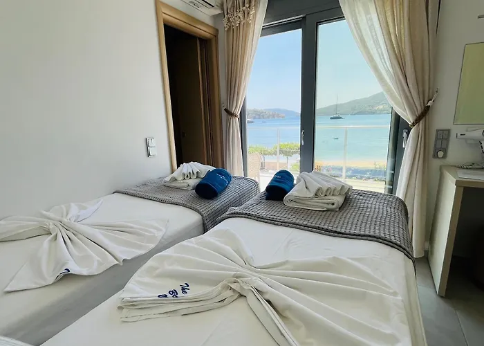 The Villa, Perigiali - Luxury Beachfront *