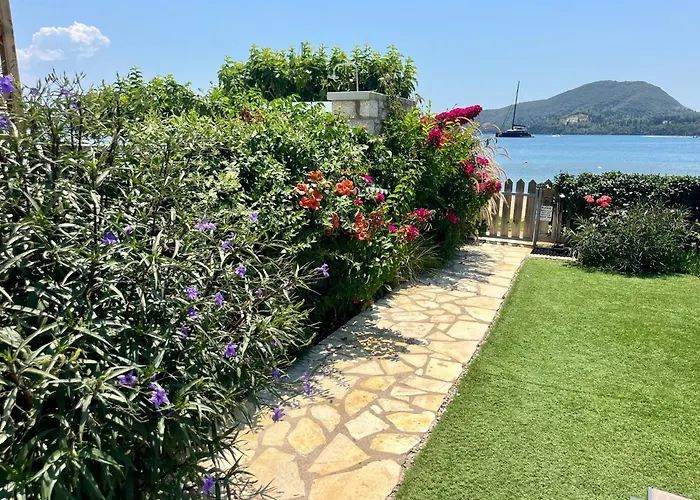 The Villa, Perigiali - Luxury Beachfront